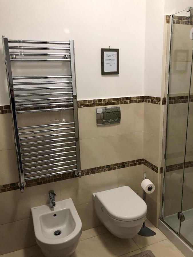 Suite 999 Bari Zewnętrze zdjęcie